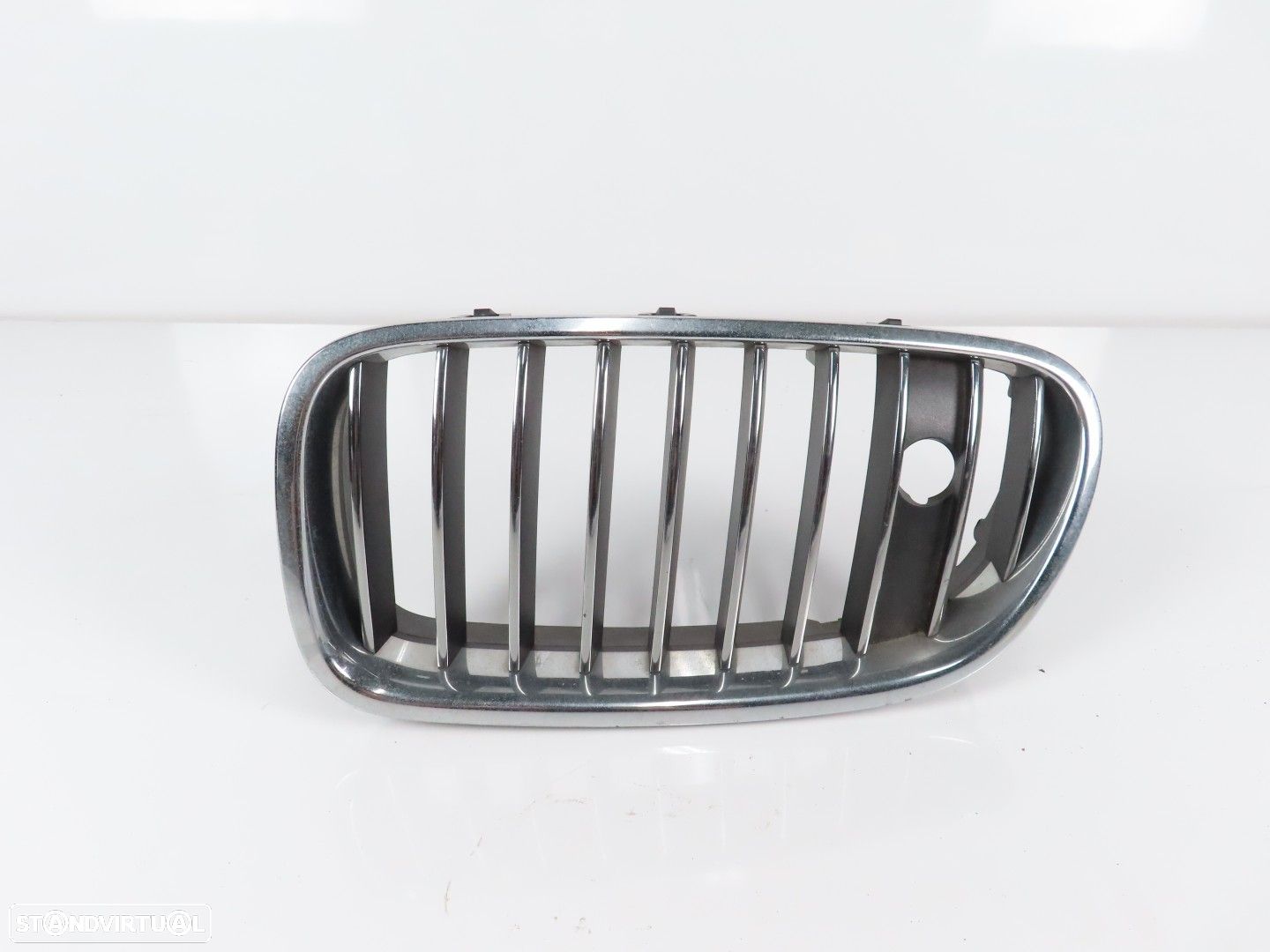 Grelha Esquerdo Seminovo/ Original BMW 5 (F10)/BMW 5 Touring (F11) 51137203203 - 1