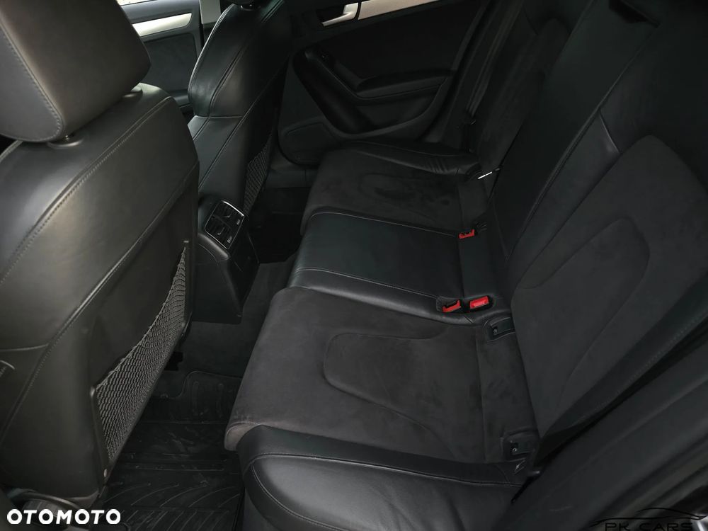 Audi A4 Avant 2.0 TDI clean diesel Quattro S tronic - 32