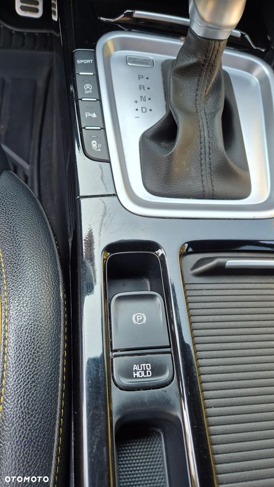 Kia XCeed 1.4 T-GDI L Business Line DCT - 20