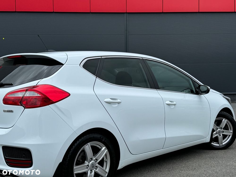 Kia Ceed 1.4 L Business Line - 13