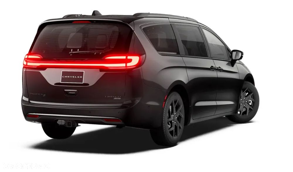 Chrysler Pacifica - 3