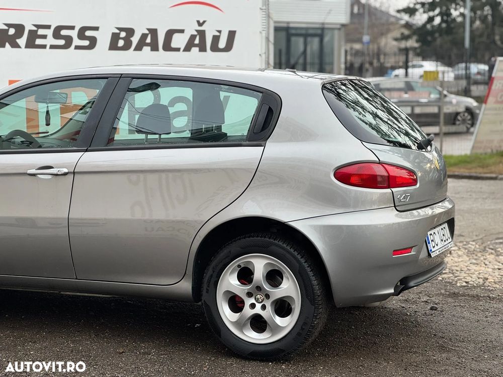 Alfa Romeo 147 - 19