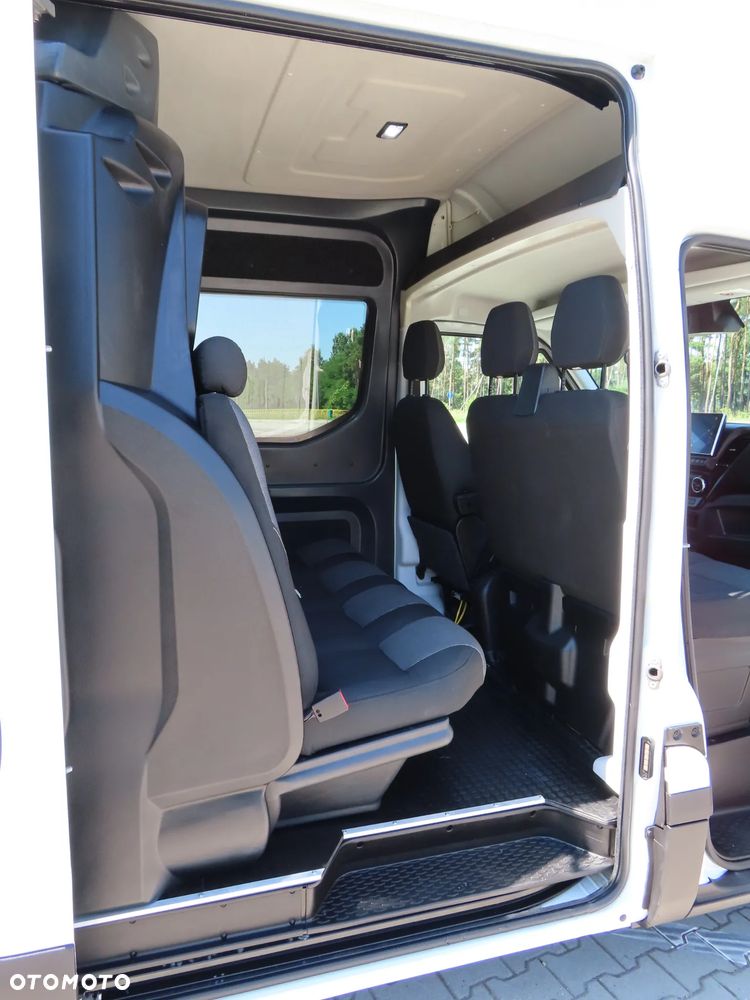 Iveco DAILY 35S18 DOKA Dubel Brygadowy MIXTO 7-Mio Os.+812 Kg Ład. POWER 3.0 HPI 180 KM Hi-Matic Automat L4H2 Rozstaw Osi 4100 mm WZMACNIANY FULL OPCJA Wyposażenia Gwarancja Fabryczna HAK 3500 KG Stan Auta Jak Z Salonu NOWY - 21
