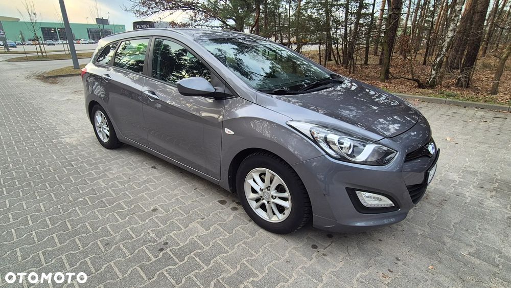 Hyundai i30 1.4 Classic + - 11