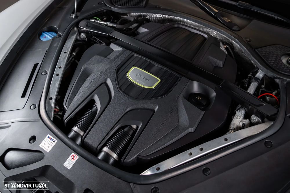 Porsche Panamera Sport Turismo - 9