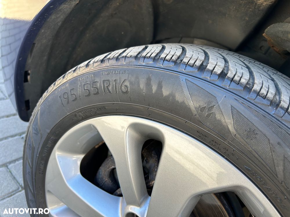 Dacia Dokker dCi 90 Laureate - 26