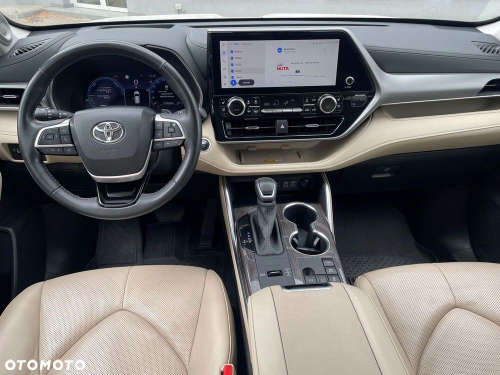 Toyota Highlander - 10