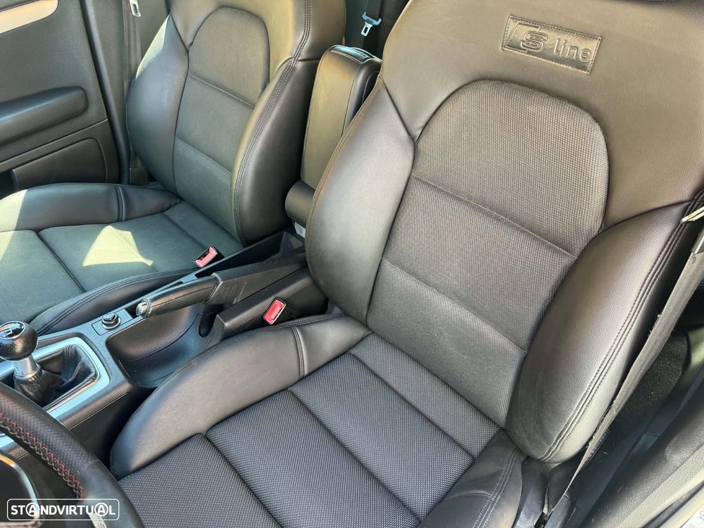 Audi A4 2.0 TDI S-line - 8