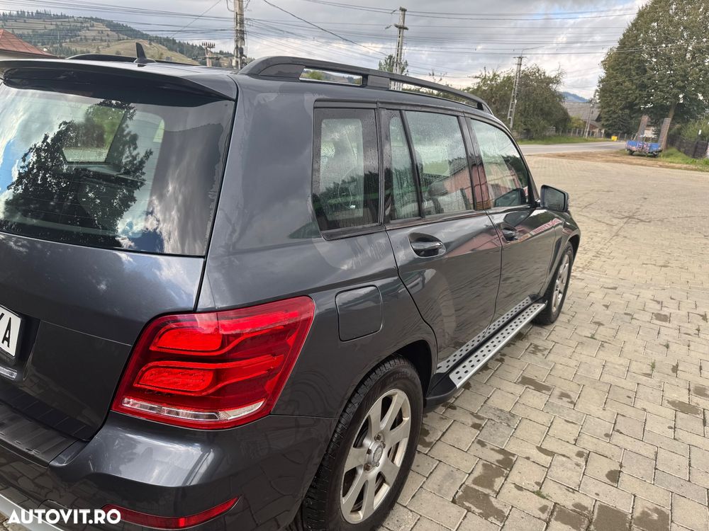 Mercedes-Benz GLK - 12