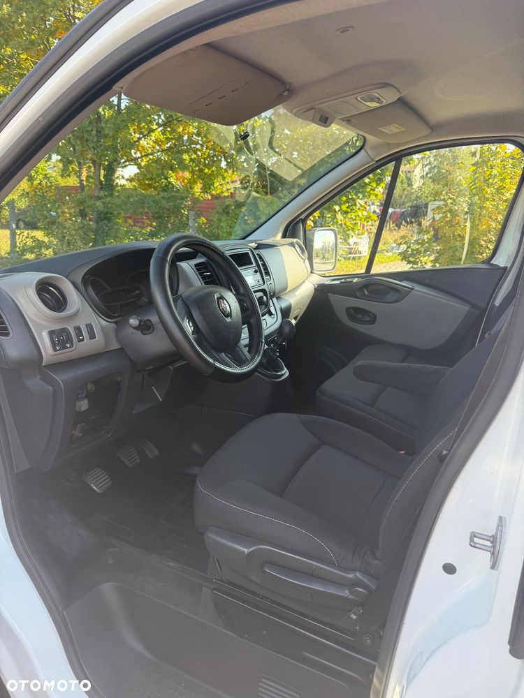 Renault Trafic - 14