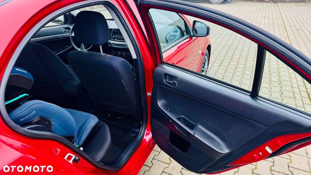 Mitsubishi Lancer - 17