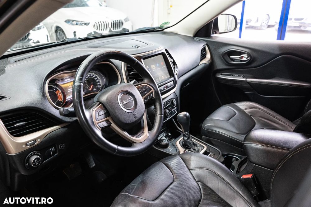 Jeep Cherokee 2.0 Mjet 4x4 AT Limited - 32