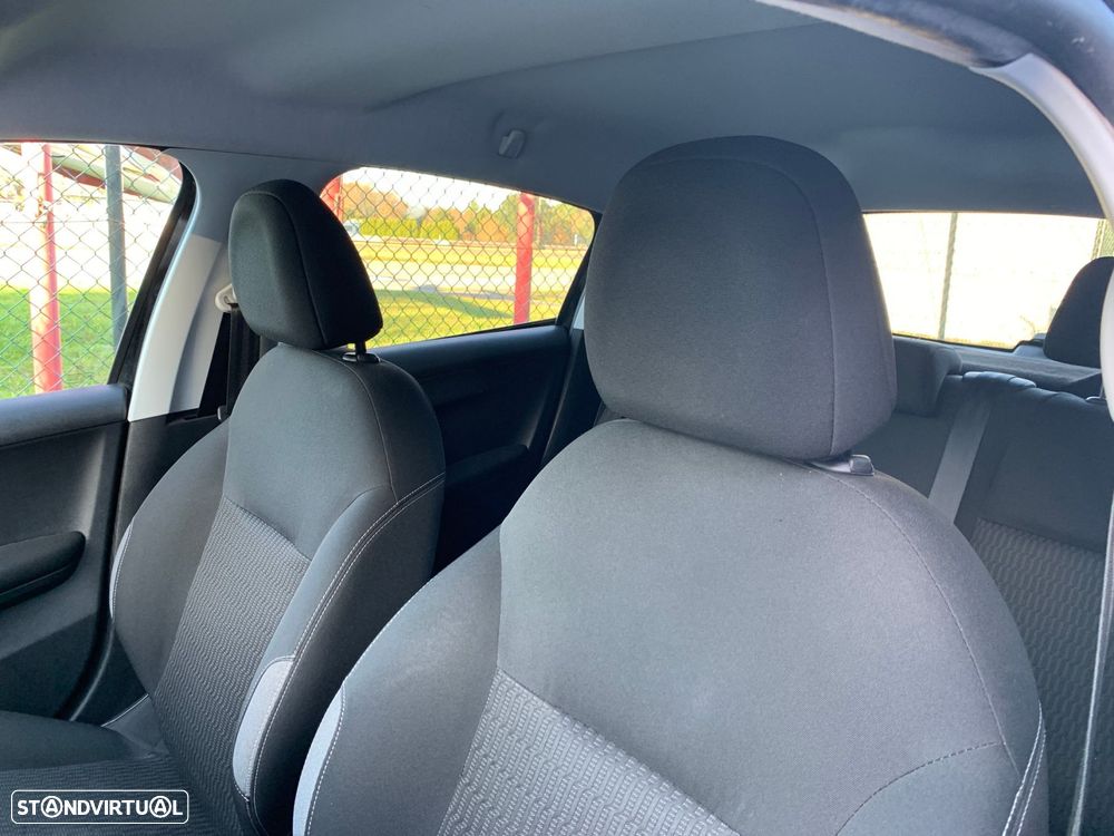 Peugeot 208 1.2 PureTech Allure - 11