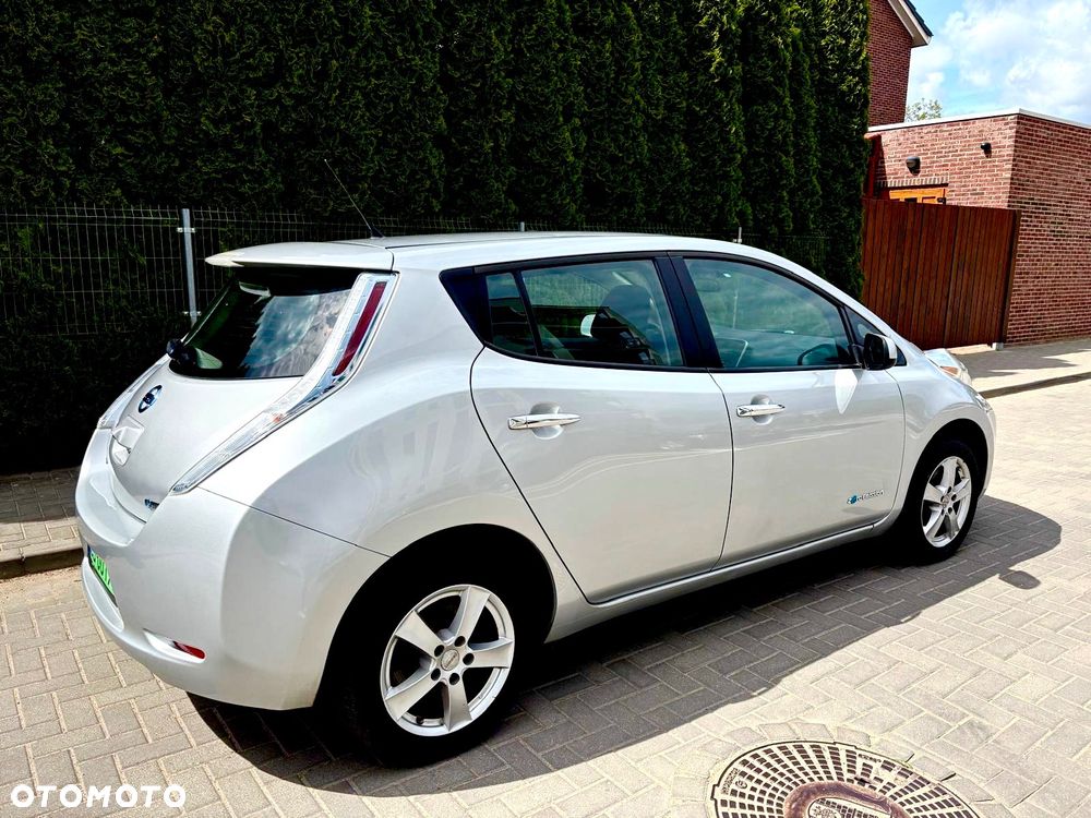 Nissan Leaf - 15