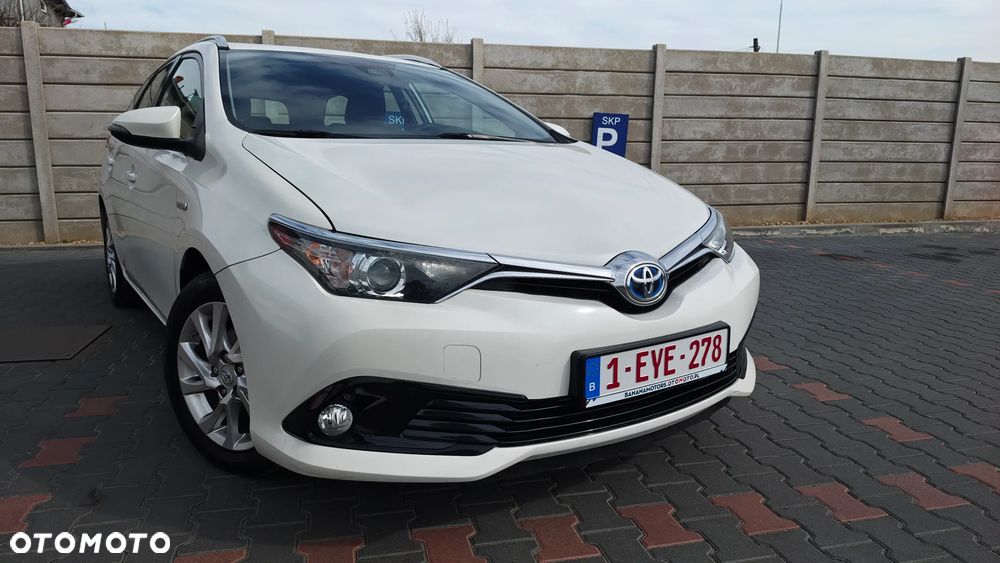 Toyota Auris 1.8 HSD Luna - 15