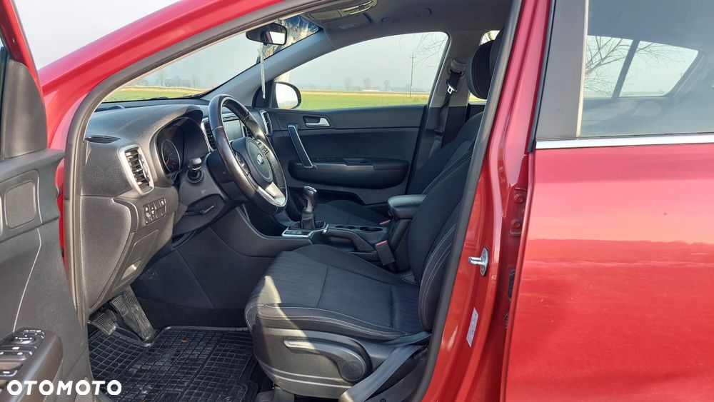 Kia Sportage 1.6 GDI 2WD Attract - 37