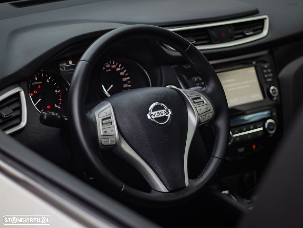 Nissan Qashqai 1.5 dCi 360 - 19