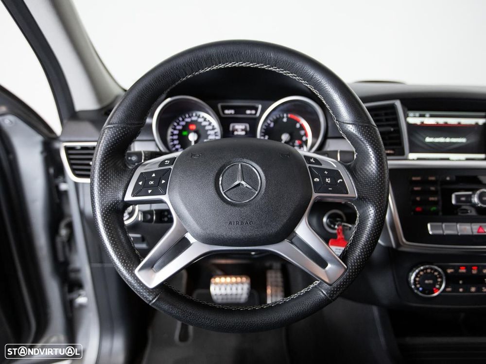 Mercedes-Benz ML 250 - 26