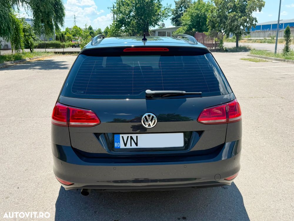 Volkswagen Golf 1.6 TDI DPF BMT DSG Trendline - 17