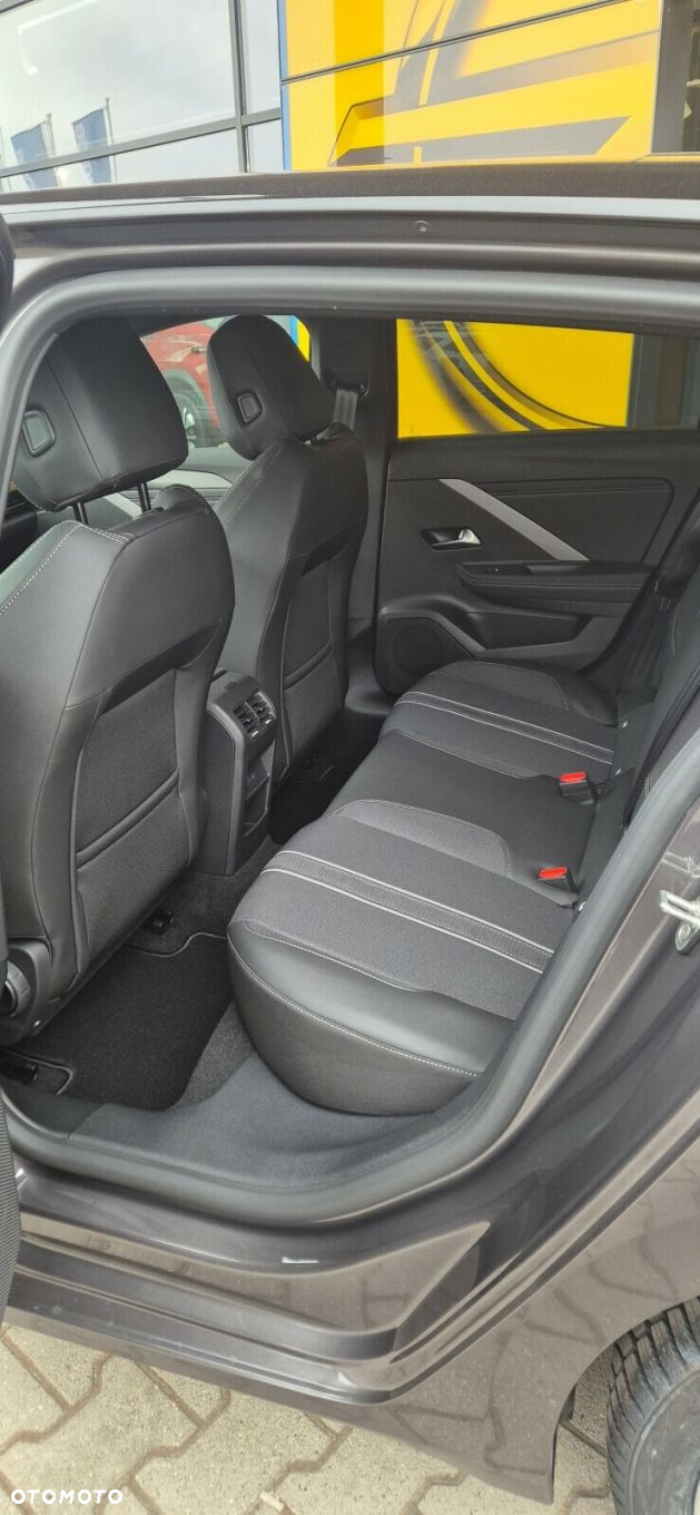 Opel Astra - 8