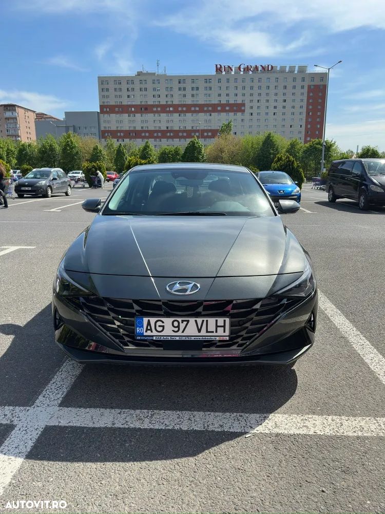 Hyundai Elantra 1.6 l 123 CP CVT Exclusive - 3