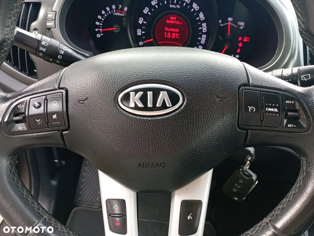 Kia Sportage 2.0 CVVT 2WD Attract - 13