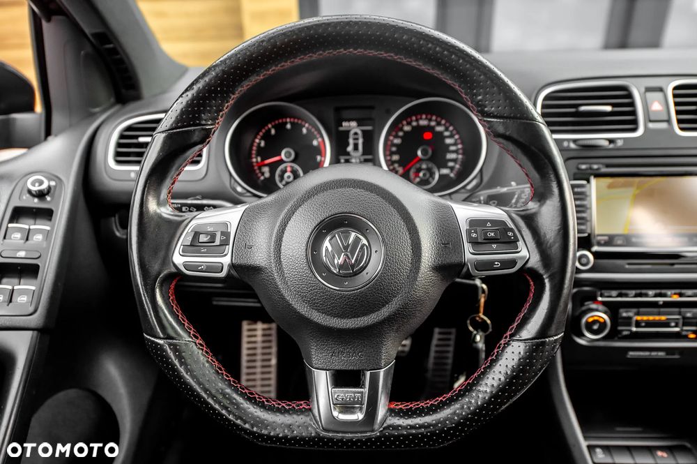 Volkswagen Golf 2.0 GTI - 21