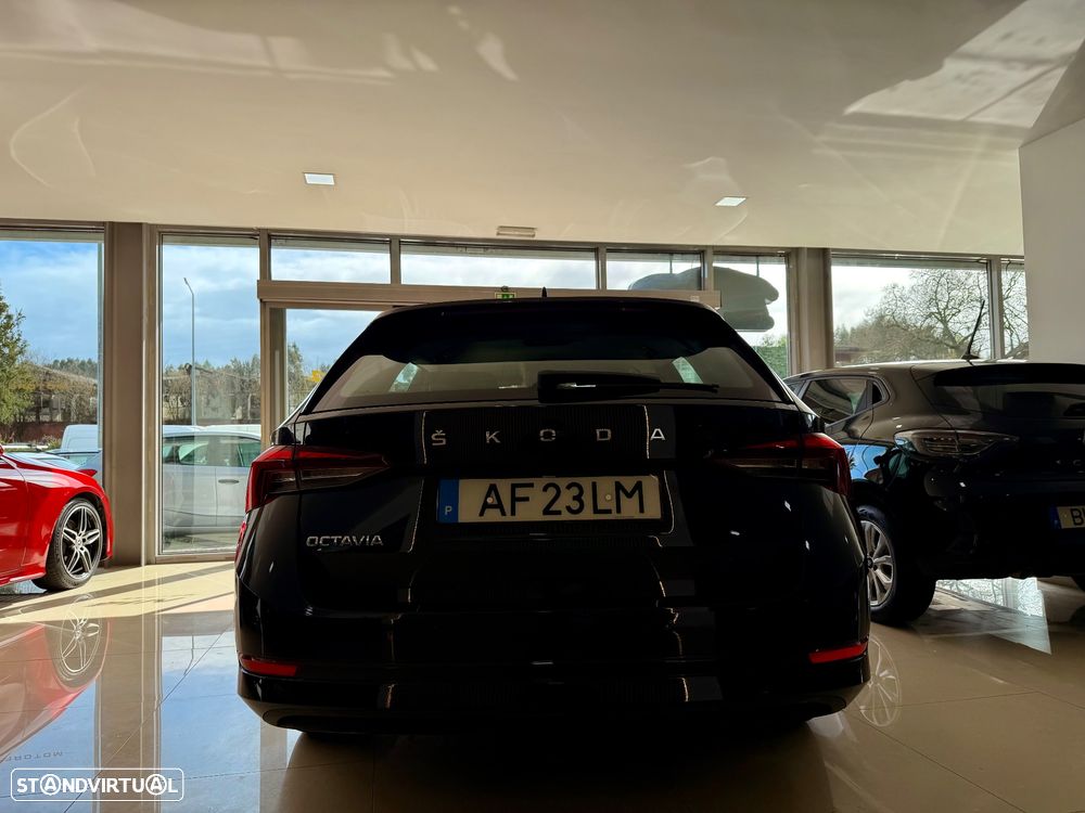 Skoda Octavia Break 2.0 TDI Ambition - 14