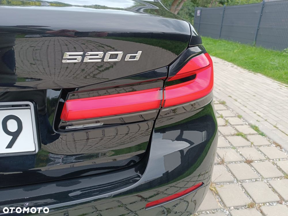 BMW Seria 5 520d MHEV - 7