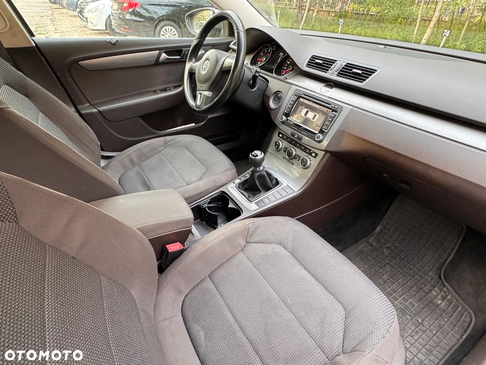 Volkswagen Passat 1.8 TSI Comfortline - 5