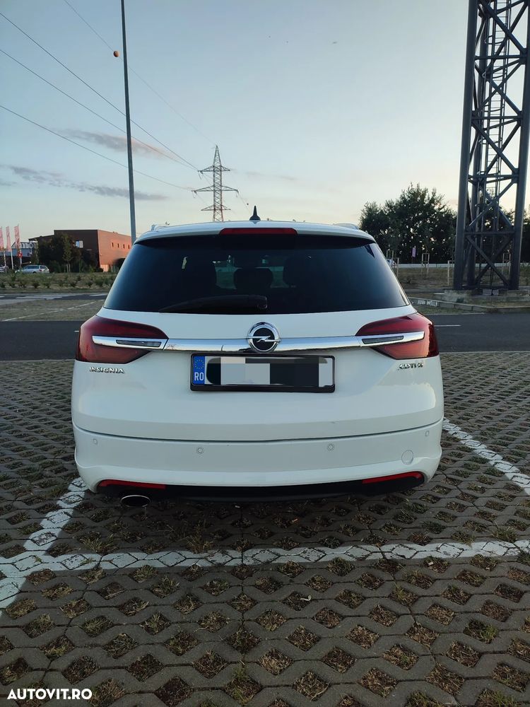 Opel Insignia 2.0 CDTi ECOTEC 4X4 Sport Aut. - 2
