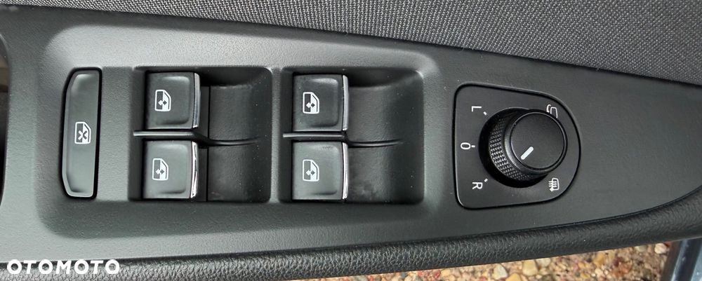 Seat Leon 2.0 TDI DPF Start&Stop DSG XCELLENCE - 21