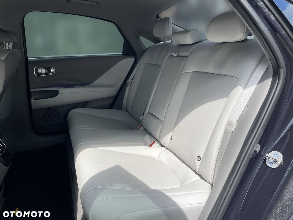 Hyundai IONIQ 6 - 16