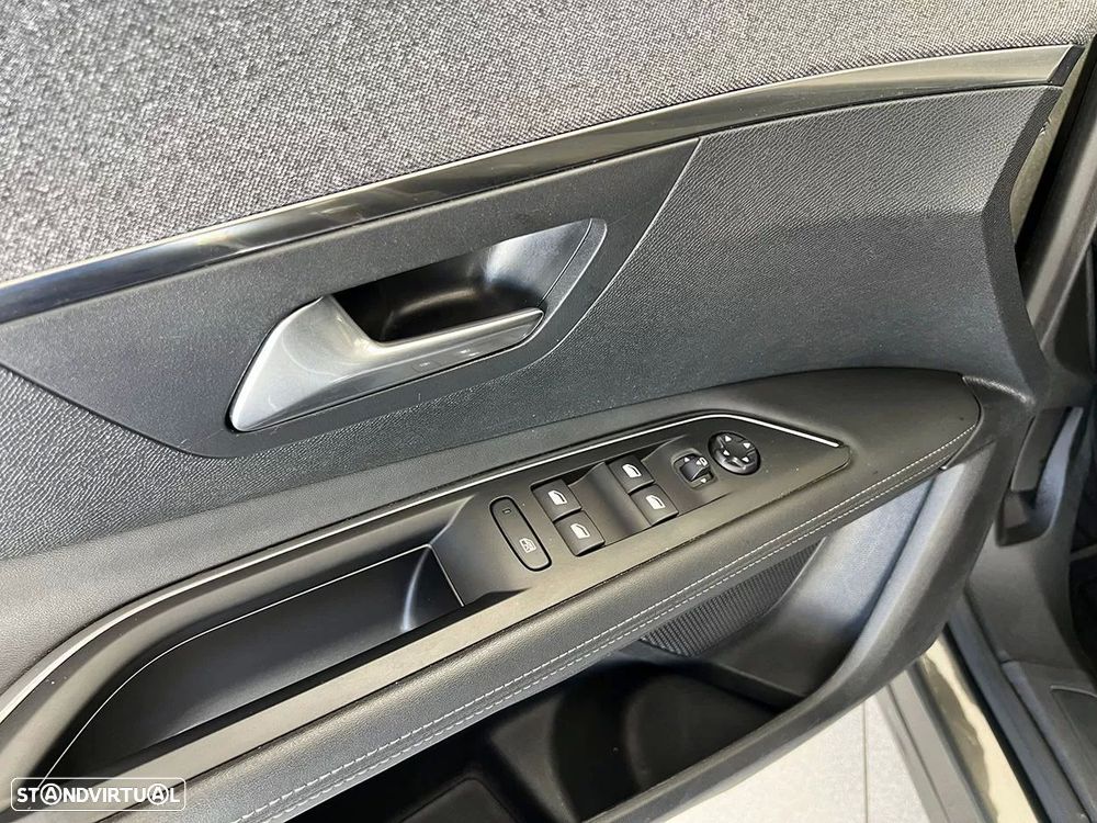 Peugeot 3008 225 e-EAT8 Allure Pack - 19