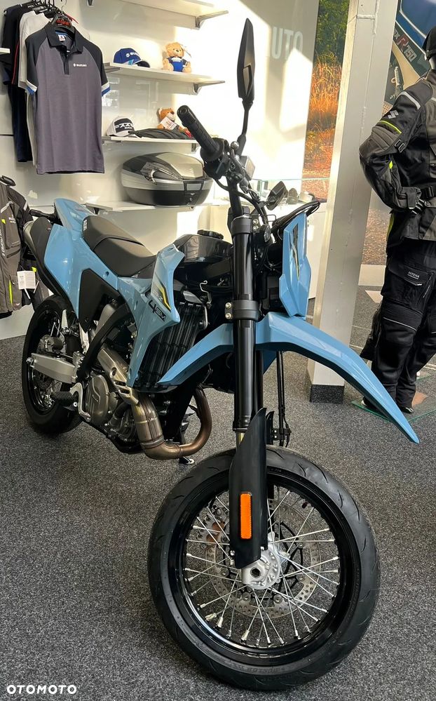 Suzuki DR-Z - 19