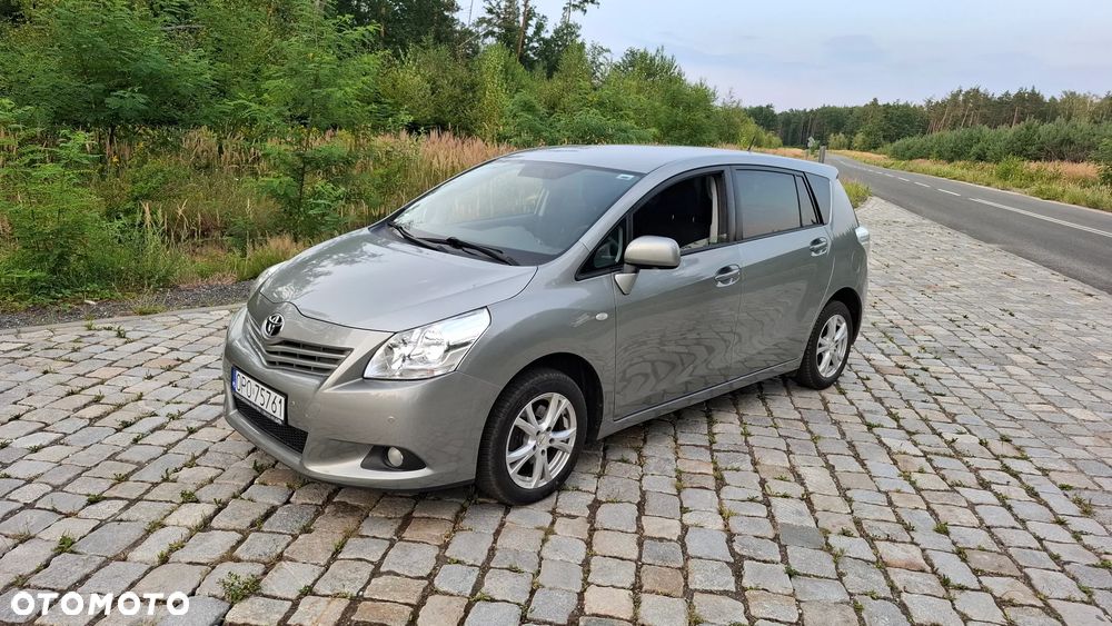 Toyota Verso 1.6 5-Sitzer Life