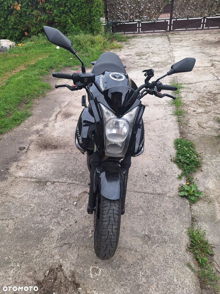 Kawasaki ER - 7