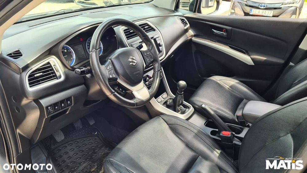 Suzuki SX4 S-Cross - 10