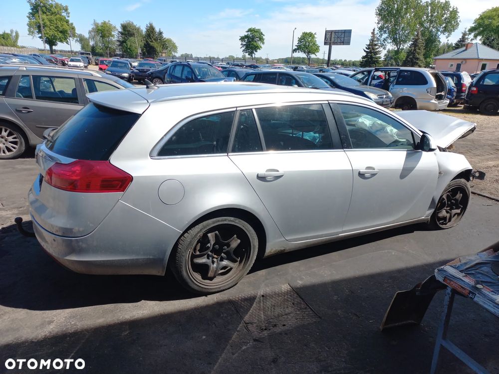 Opel Insignia  kombi 1.8 B 11r Z176 wszystkie części - 2