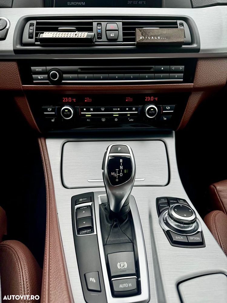 BMW Seria 5 520d Touring Sport-Aut. - 7