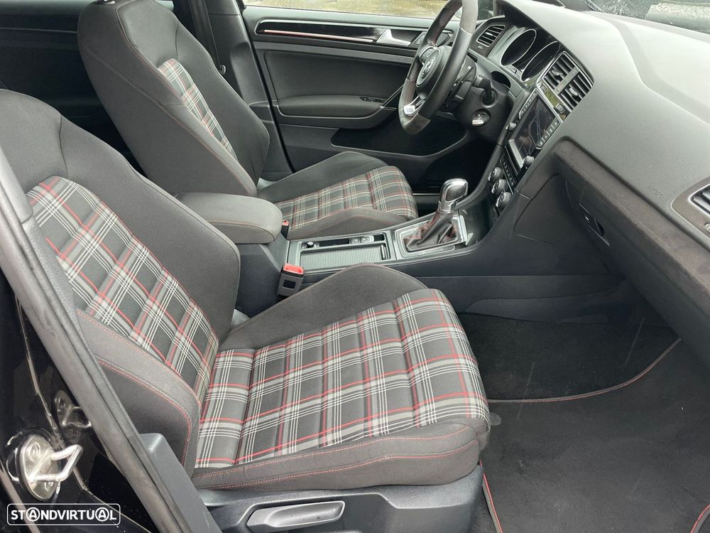 VW Golf 2.0 TSi GTi DSG Performance - 47