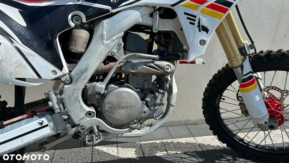 Honda CRF - 6