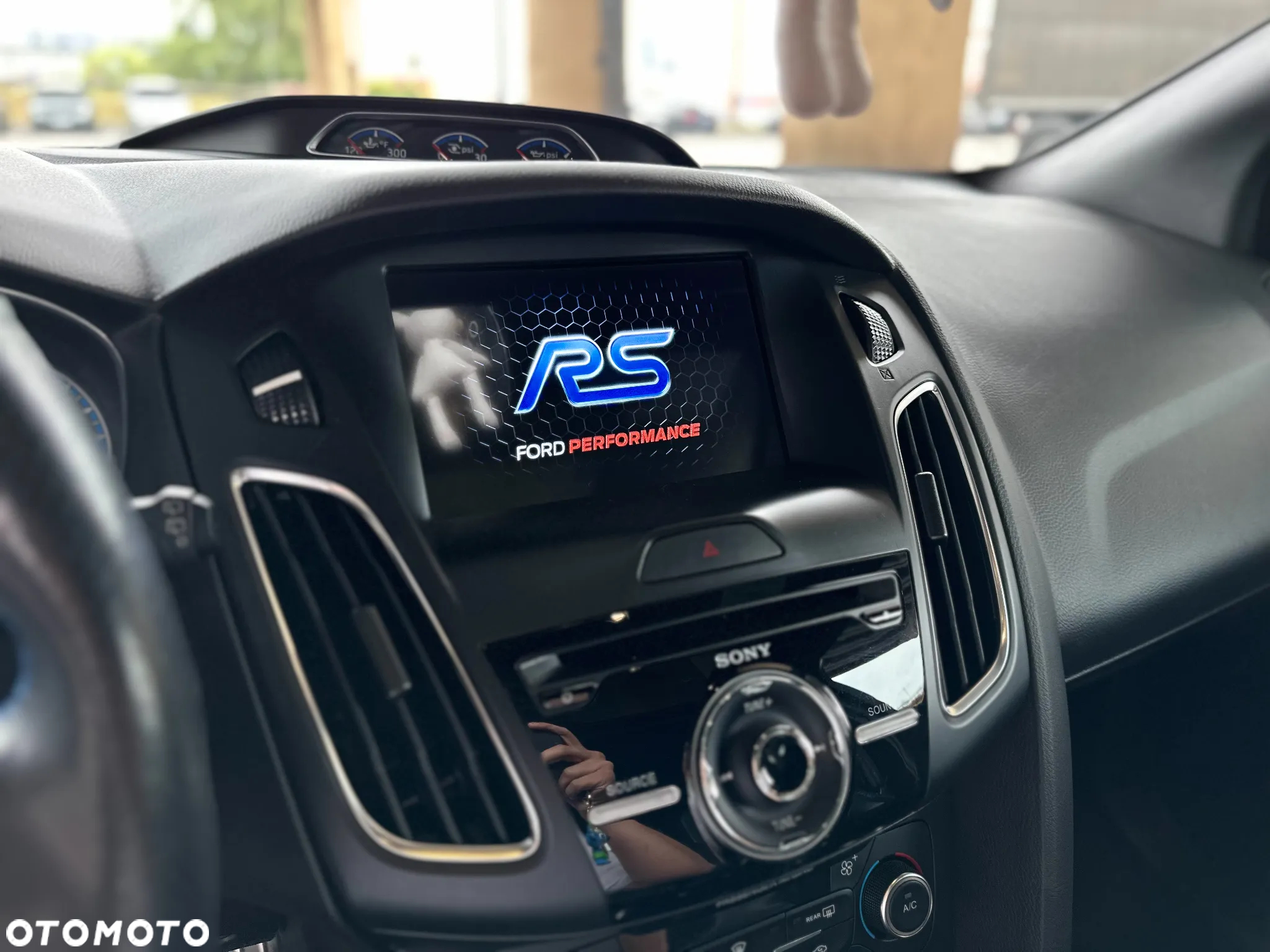 Ford Focus 2.3 EcoBoost RS - 24