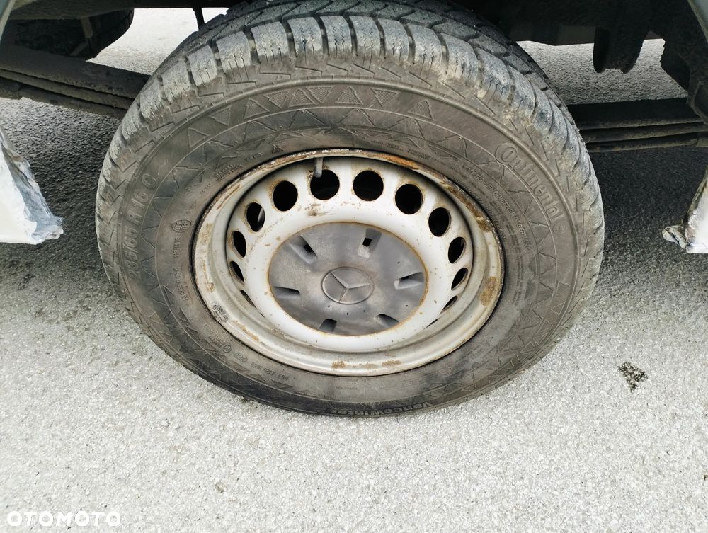 Mercedes-Benz SPRINTER - 10