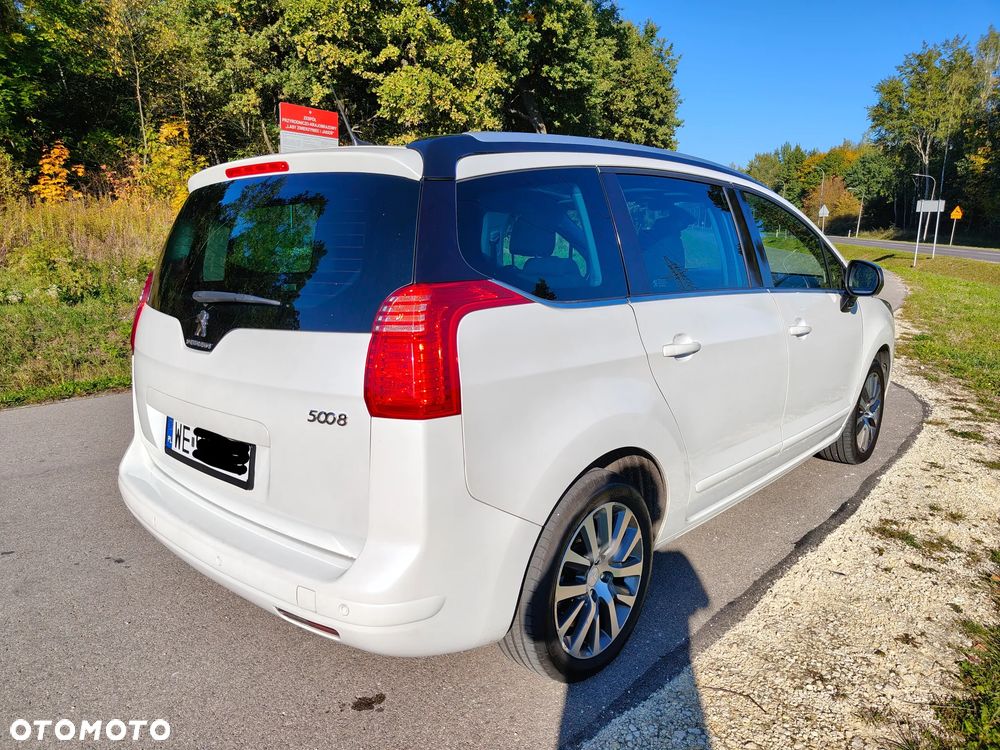 Peugeot 5008 - 5