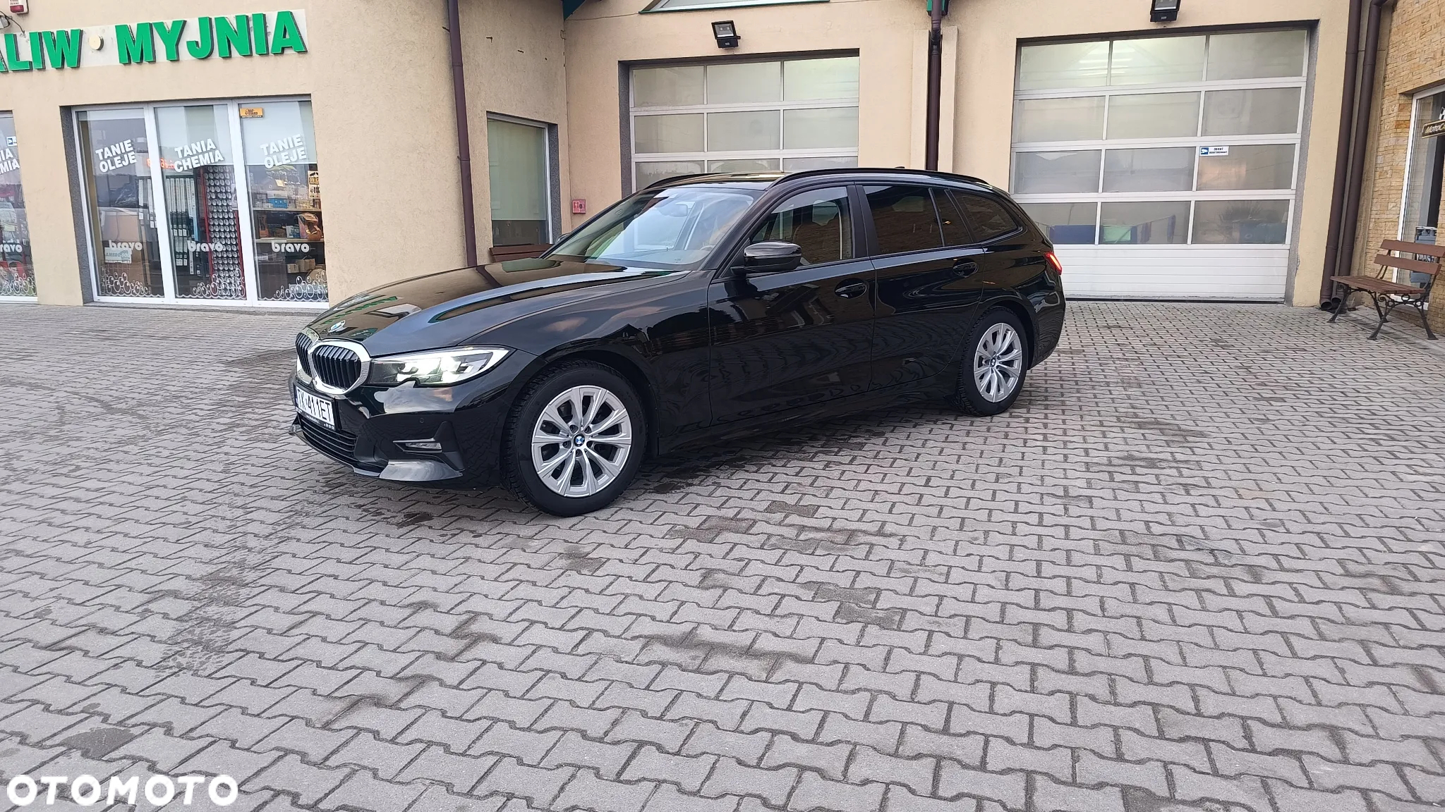 BMW Seria 3 318d Advantage - 13