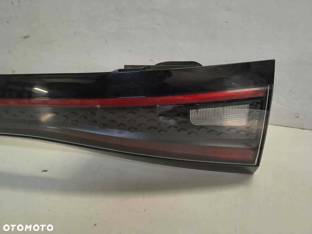 blenda klapy bagażnika vw id4 id.4 led eu - 6