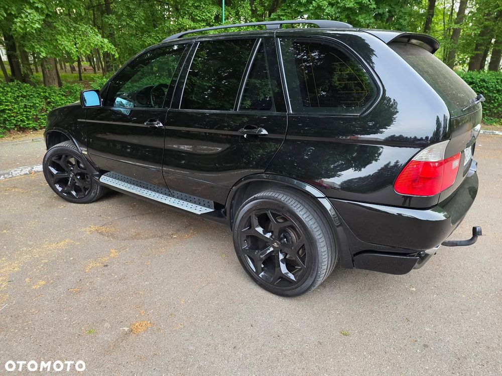 BMW X5 4.8is - 14