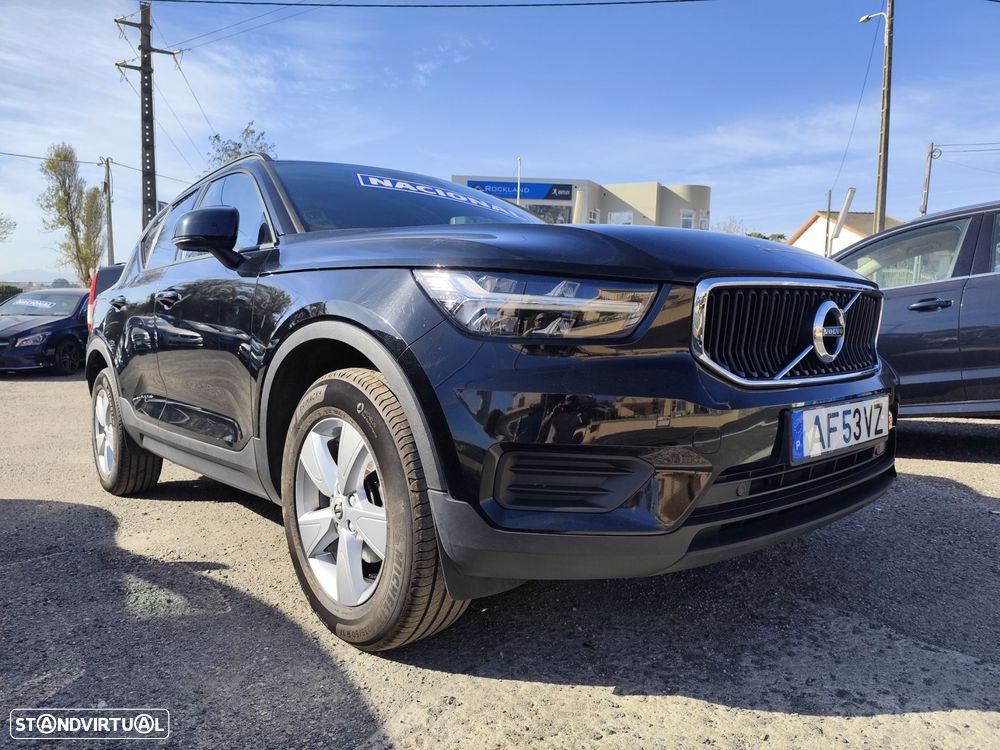 Volvo XC 40 1.5 T2 Momentum - 3