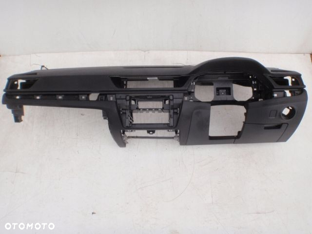 SKODA SUPERB III 3 DESKA DASHBOARD ANGLIK UK GB - 2